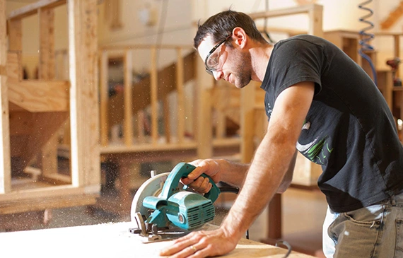 24_7 availability of carpentry services